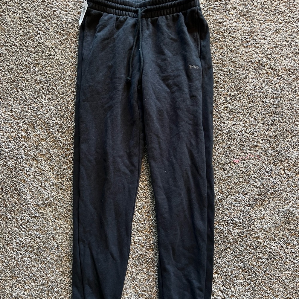 Aritzia Black Joggers